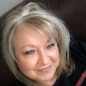 Meet your Posher, Jeanne